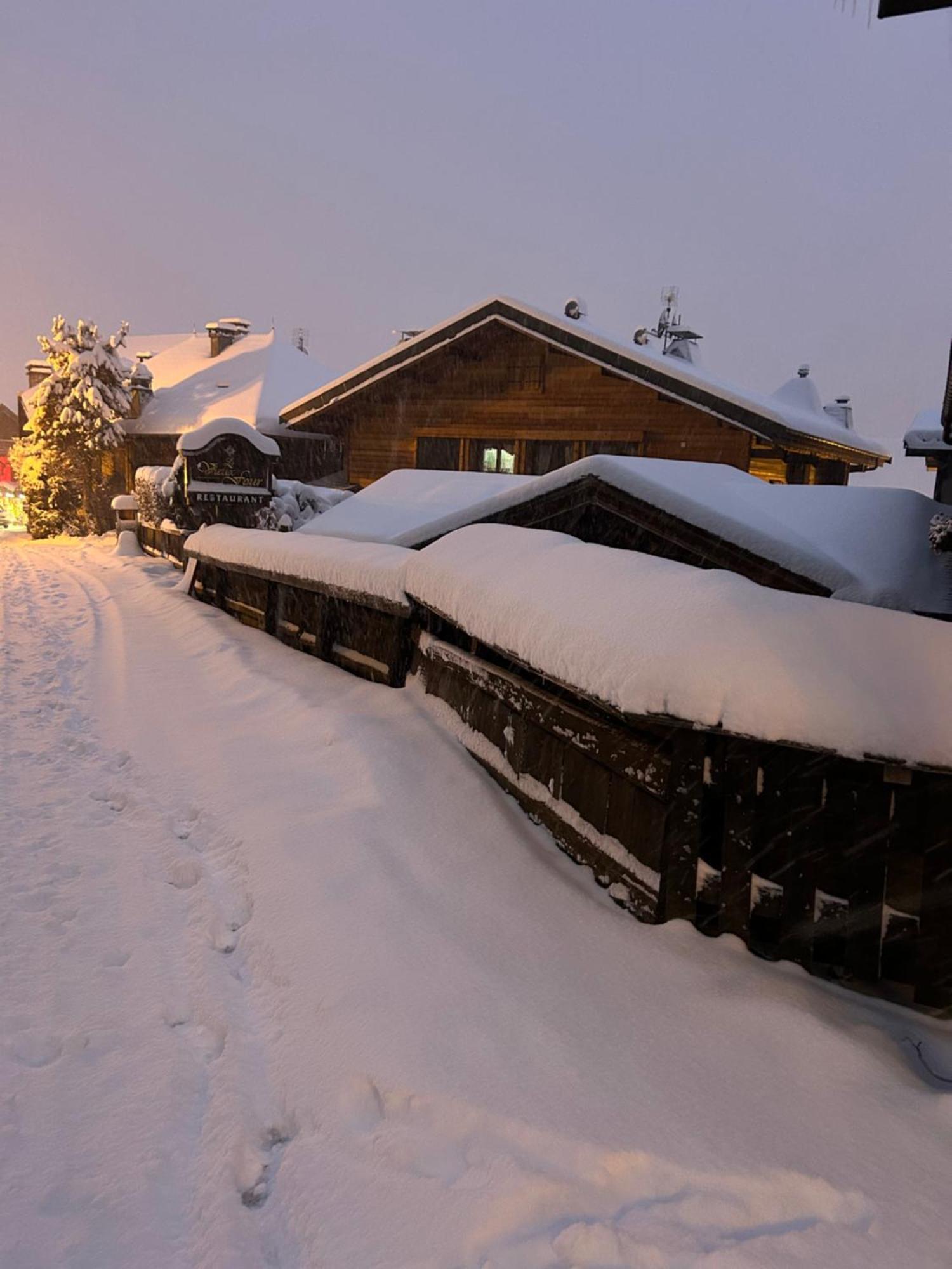 Le Hameau Des 4 Saisons Châtel Exterior foto